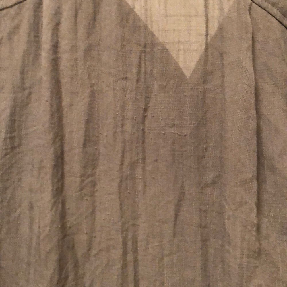 Green shirt - Picture 4 of 4